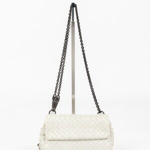 ✨💎RARE💎✨BOTTEGA VENETA  Mini Intrecciomirage Crossbody FULL INCLUSION W/COA.